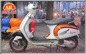 Tem xe Vespa 246